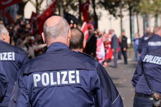 Brutalny atak nożownika w Niemczech. Ranny polityk i policjant