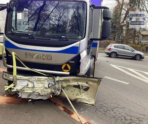 Zderzenie więziennej karetki z samochodem osobowym w Tarnowskich Górach