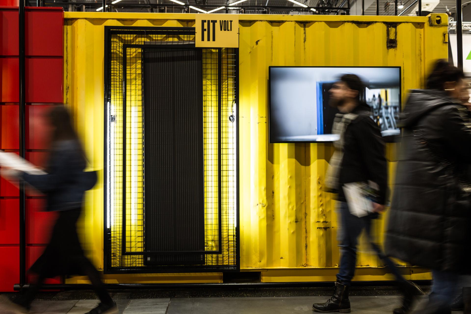 Zintegrowany dach fotowoltaiczny