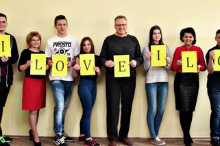 Takiej ofercie trudno się oprzeć! Uczniowie I LO w Starachowicach promują szkołę (WIDEO)