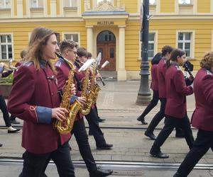 Tyle szczęścia na raz tylko w Bydgoszczy. Przez miasto maszerowało 150 kominiarzy, w tym trzech z Włoch