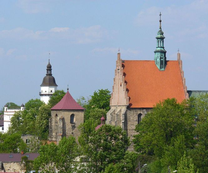 5. Szydłowiec (243. miejsce w Polsce wśród miast powiatowych) - zamożność per capita 2024: 4855,51 zł