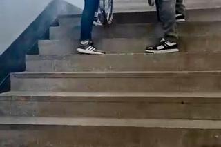 Koszmar pasażerów na dworcu w Iławie. Rodzice muszą mnie nosić