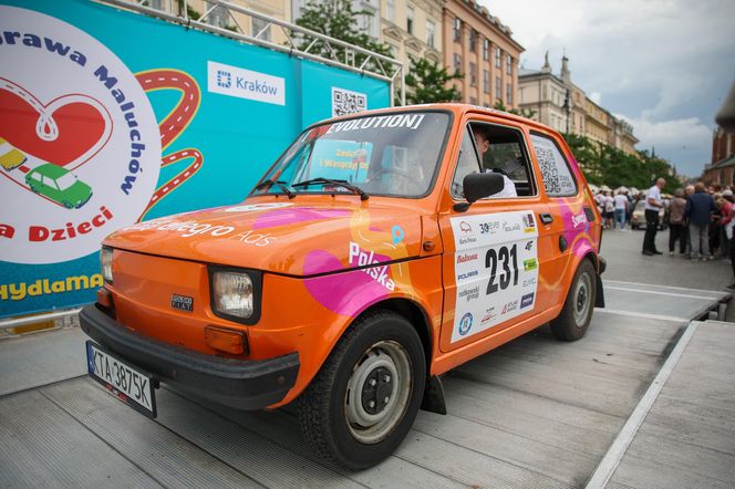 Finał Wielkiej Wyprawy Maluchów na Rynku w Krakowie