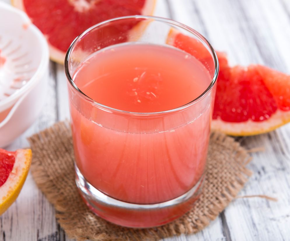 Grejpfruty mogą wchodzić w niepożądane interakcje z niektórymi lekami.