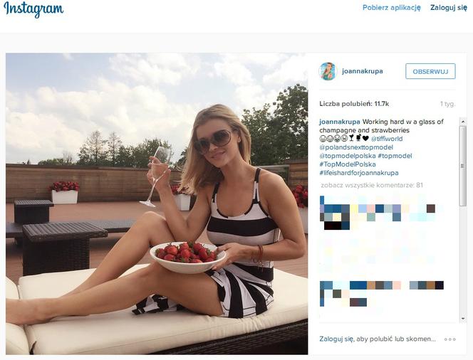 Joanna Krupa pływa NAGO w wielkim basenie przy swojej willi