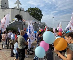 13. Marsz dla Życia i Rodziny zgromadził tłumy na ulicach Białegostoku [ZDJĘCIA]