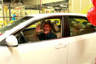 Pracownik Toyoty wygrał na loterii 10-milionowy egzemplarz Camry! 