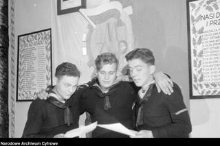 QUIZ PRL. PRL-owski rebus. Czy dasz radę rozszyfrować te nazwy? Młodzież polegnie już na 3. pytaniu