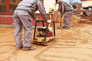 Utwardzenie podłoża pod nawierzchnię z kostki