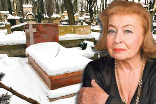 Nina Andrycz wyrzuciła nazwisko męża z grobu. Aktorka spocznie na Starych Powązkach