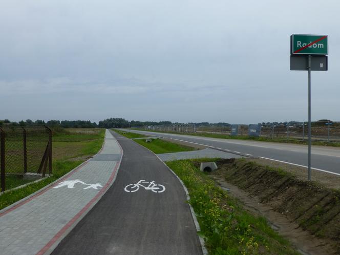 Droga rowerowa wzdłuż ul. Lubelskiej przy lotnisku