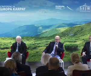 Jarosław Kaczyński, Bronisław Wildstein, Ryszard Legutko. Forum Ekonomiczne Karpacz 2022