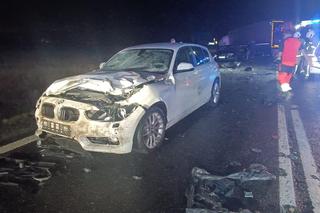 Samochód totalnie zmiażdżony. Są ofiary! 