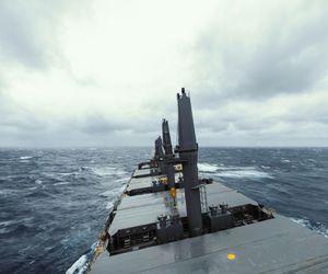 Rosyjski Amur na Bałtyku. Okręt znany z ataków na Ukrainę zmienia akwen