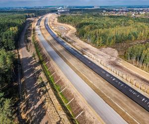 W budowie odcinka autostrady a2 w rejonie Siedlec widać wyraźne postępy!