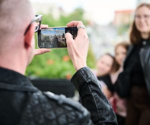 Gigantyczna kolejka w Olsztynie. Wszyscy chcieli zwiedzić to miejsce