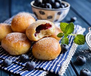 Keto jagodzianki. Tak samo pyszne jak tradycyjne, a mniej kaloryczne