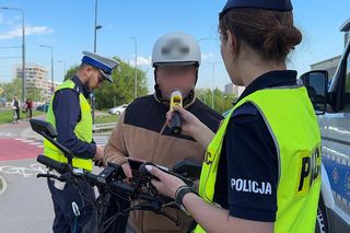 Podczas działań stołecznej drogówki skontrolowano 52 pojazdy, nałożono 19 mandatów, a cztery jednoślady wykluczono z ruchu