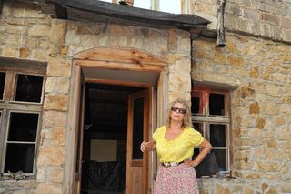 Katarzyna Gärtner przepisała majątek na kuzyna. 