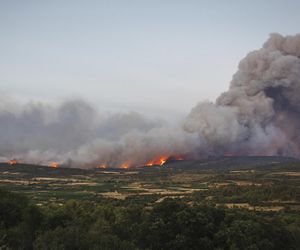 Ogromny pożar we Francji! Spłonął obszar większy niż Paryż