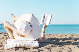 Książka na lato dla mamy - wybieramy książki na plażę i nie tylko
