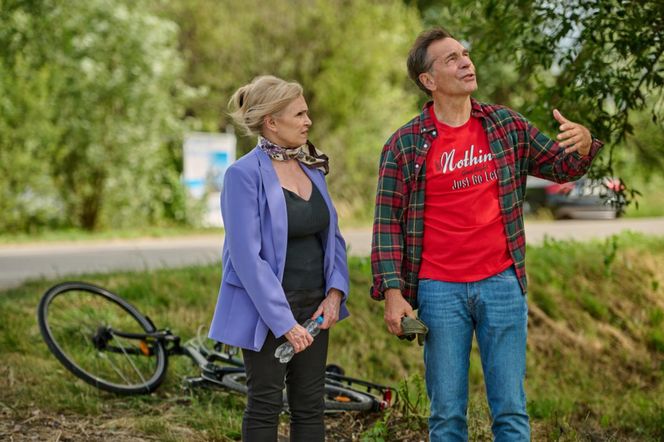 Na Wspólnej odc. 4086. Teresa Boska (Sylwia Wysocka), Edward (Wojciech Skibiński)