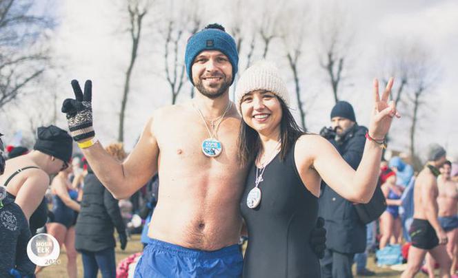 XIV Kąpiel dla odważnych. Morsy wykąpały się na Plaży Miejskiej w Ełku