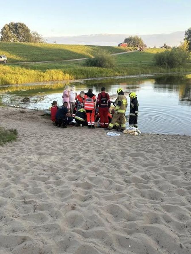 Tragiczny skok do wody pod Bydgoszczą! 16-latek trafił do szpitala