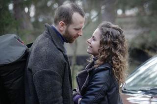 Krucjata. Prawo serii. Komisarz Jan Góra Mandżaro(Julian Świeżewski), podkomisarz Maria Darska (Vanessa Aleksander)