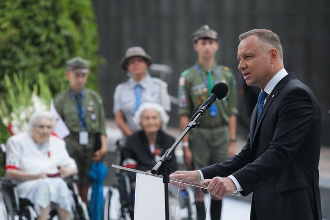 Spotkanie Andrzeja Dudy i Rafała Trzaskowskiego z powstańcami warszawskimi