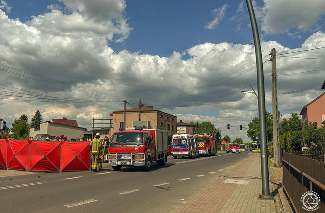 Śmiertelny wypadek w Lędzinach. Nie żyje 66-letnia pasażerka samochodu osobowego