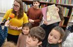 Dzieci chętnie uczestniczą w spotkaniach z książką, organizowanych w MBP w Siedlcach w czasie ferii