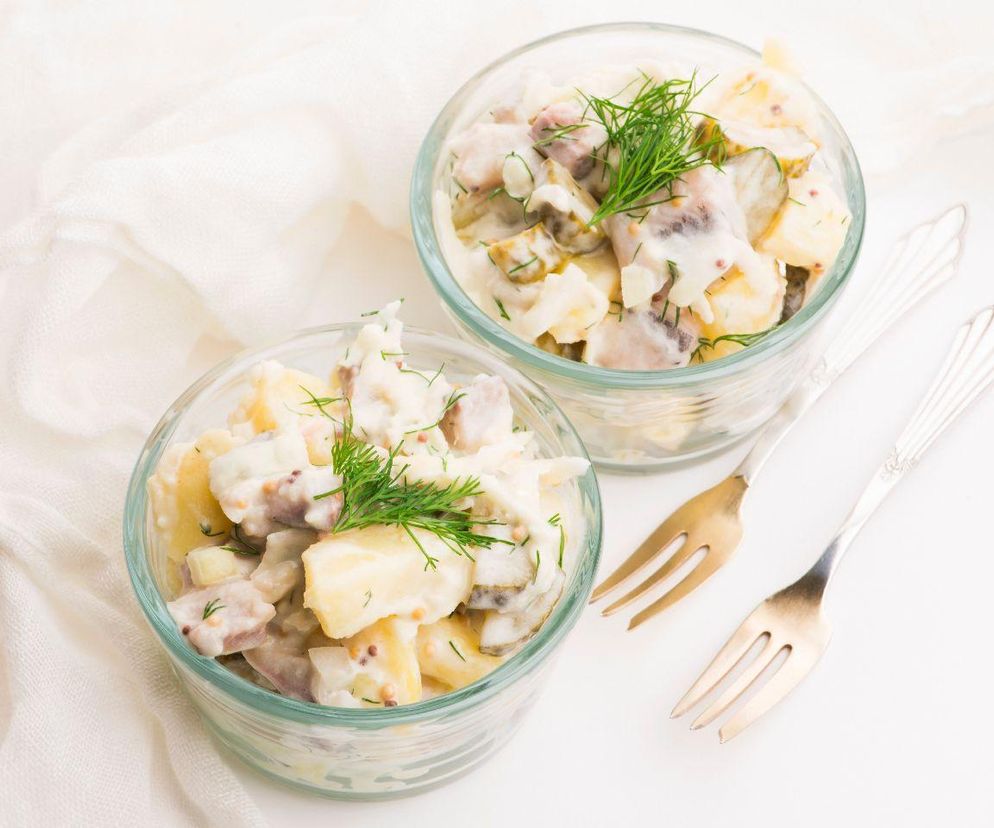 sałatka śledziowa z porem