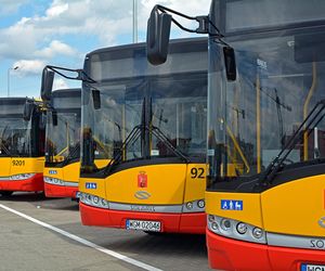 To najdłuższa linia autobusowa w Warszawie. Nieznane ciekawostki i fakty o komunikacji miejskiej