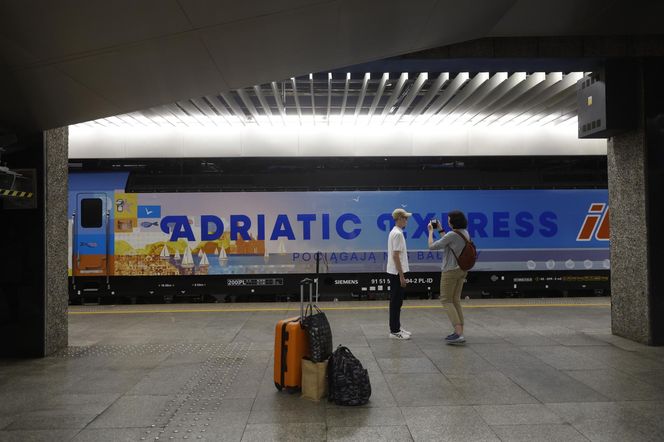 Pierwszy pociąg do Rijeki odjechał z Warszawy! Tłumy pasażerów. Wszystkie miejsca zajęte