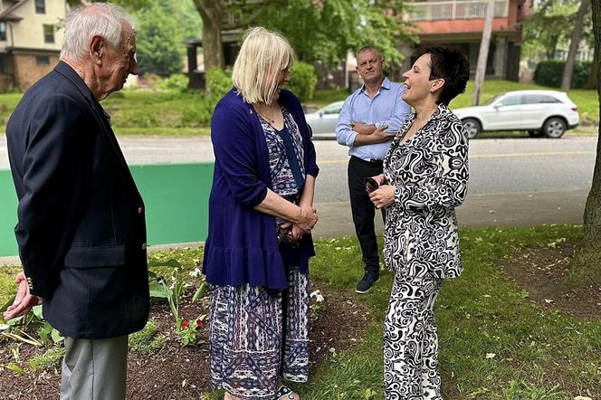 Uroczysty obiad, dyżur paszportowy i odznaczenia. Konsul z Chicago z pierwszą wizytą w Ohio