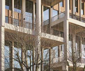 Mies van der Rohe Award 2022 dla Town House projektu Grafton Architects