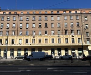 Historyczny zespół budynków przy Al. Jerozolimskich 28, 30, 32 oraz ul. Brackiej 16 w Warszawie