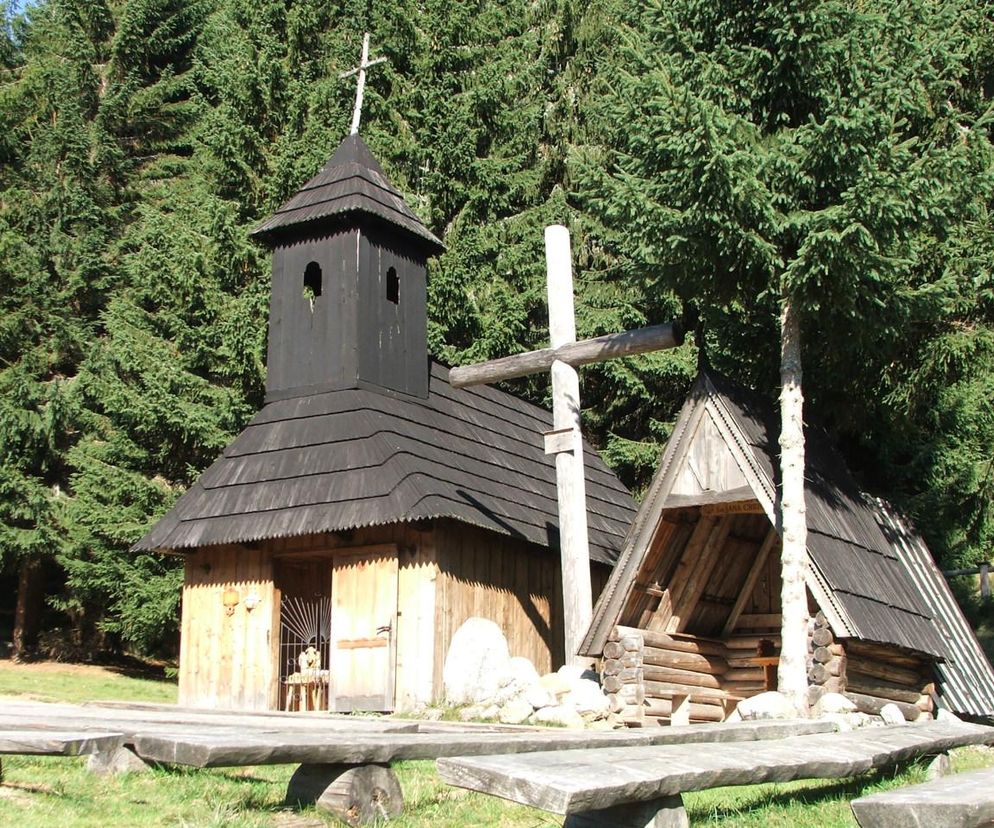 Szlak turystyczny na Polanie Chochołowskiej zamknięty na miesiąc. W Tatrach panują trudne warunki