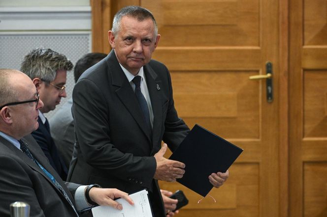 Szokujący raport NIK o maturach. Wyniki zaniżone o połowę, co piąty egzaminator popełniał błędy