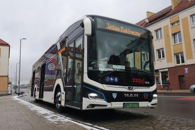 Elektryczny autobus testowy na ulicach Koszalina. W planach jest wymiana taboru MZK