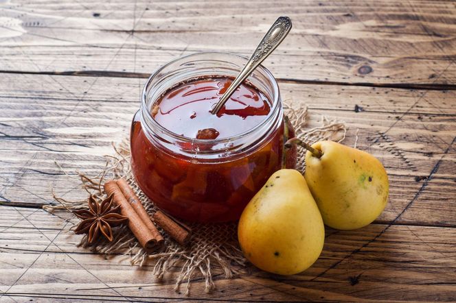 Konfitura z gruszek z wanilią i karmelem – prosty przepis na jesienny rarytas