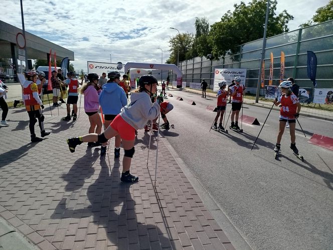 Zawody o Puchar Polski na nartorolkach Marwe Cup 2025 zostały zainaugurowane w Siedlcach