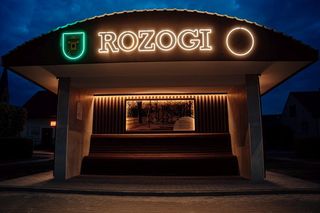 Takiej inicjatywy w Polsce jeszcze nie było. W tej gminie na Mazurach przystanki są jak dzieła sztuki