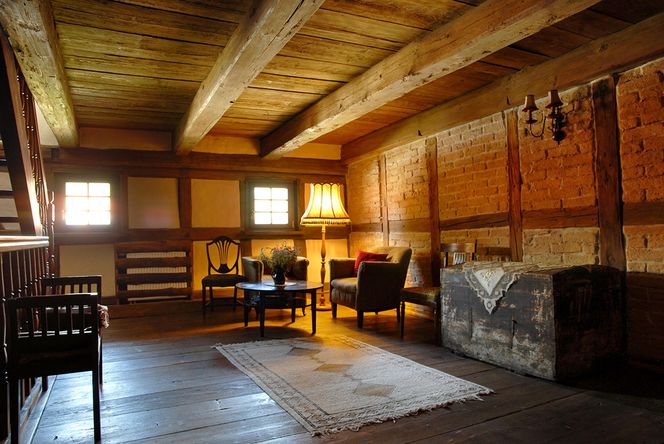 Remont domu szachulcowego w Płóczkach Górnych (Dolny Śląsk)
