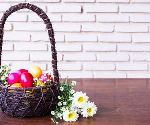 Wielkanocny koszyczek dla seniora na Dolnym Śląsku. Sprawdź, jak zostać darczyńcą