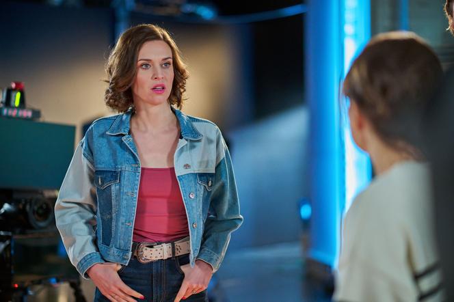 Na Wspólnej odc. 3670: Roma Lenarska (Julia Kamińska), Marta (Joanna Jabłczyńska)