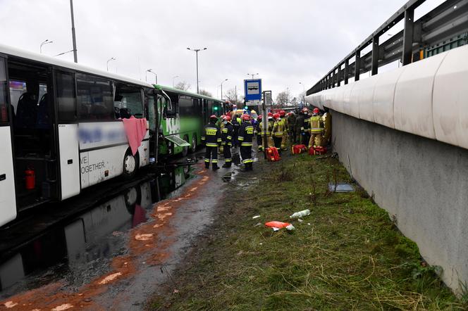  Miejsce zderzenia dwóch autobusów na ul. Gdańskiej w Szczecinie