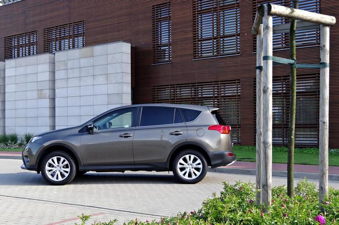 Toyota RAV4 2.2 D-4D 4x4 - TEST, opinie, zdjęcia - DZIENNIK DZIEŃ 3: Układ jezdny i hamulce